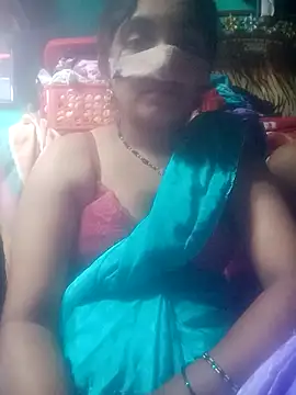 YourHotRandi online show from March 15, 2026, 6:04 pm