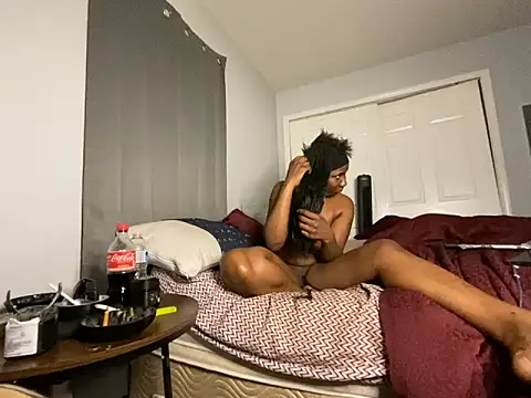 Yoshibaby2670 online show from March 15, 2025, 7:42 am