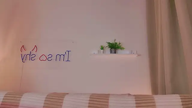 Snapshot of Mikka_Blush chatting on January 17, 2026, 9:40 pm Mikka Blush online show from January 17, 2026, 9:40 pm