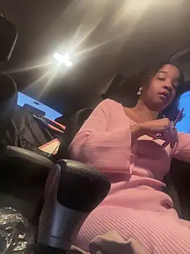 Snapshot of lunalustycumslut chatting on January 13, 2025, 11:17 pm lunalustycumslut online show from January 13, 2025, 11:17 pm