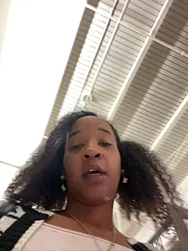 Snapshot of lunalustycumslut chatting on February 24, 2025, 1:13 am lunalustycumslut online show from February 24, 2025, 1:13 am