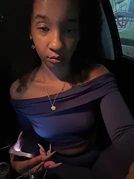 Snapshot of lunalustycumslut chatting on March 15, 2025, 4:24 am lunalustycumslut online show from March 15, 2025, 4:24 am