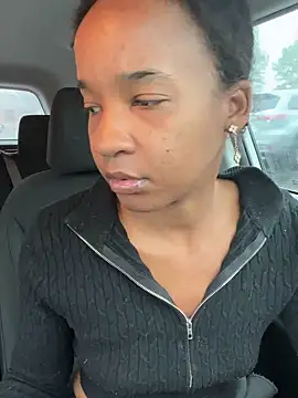 Snapshot of lunalustycumslut chatting on February 11, 2025, 2:46 pm lunalustycumslut online show from February 11, 2025, 2:46 pm