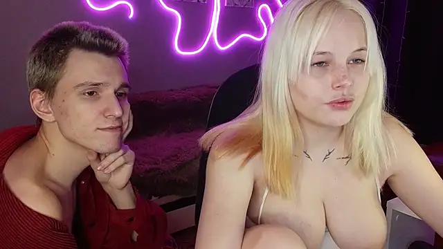 Snapshot of Mia_Mason chatting on March 7, 2025, 6:22 pm Mia Mason online show from March 7, 2025, 6:22 pm