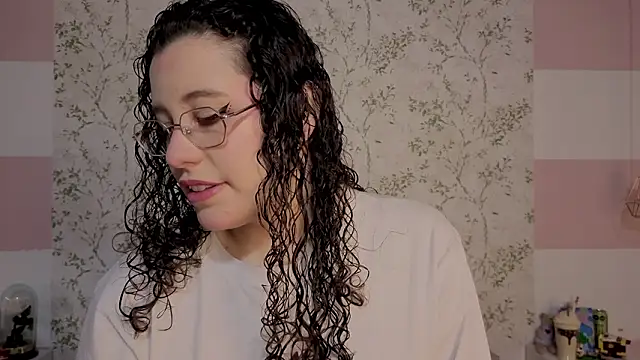 Charlotte  Miller online show from March 14, 2026, 11:38 am