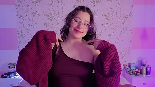 Charlotte  Miller online show from March 24, 2026, 11:43 am