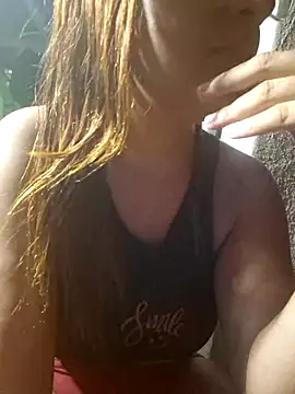 Snapshot of AliceRuivinha2 chatting on November 30, 2025, 10:54 pm AliceRuivinha2 online show from November 30, 2025, 10:54 pm