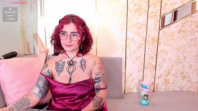 catalehia moonlight online show from March 11, 2025, 4:51 pm