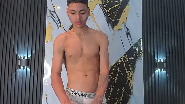 Snapshot of adam_piarse01 chatting on February 26, 2025, 10:58 pm adam piarse01 online show from February 26, 2025, 10:58 pm