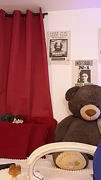 Snapshot of downsonMia chatting on February 4, 2026, 11:38 am downsonMia online show from February 4, 2026, 11:38 am