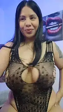 Snapshot of downsonMia chatting on July 20, 2026, 11:12 am downsonMia online show from July 20, 2026, 11:12 am