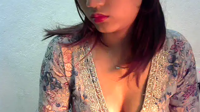 Snapshot of privi_pavvy chatting on March 17, 2025, 12:57 pm privi pavvy online show from March 17, 2025, 12:57 pm