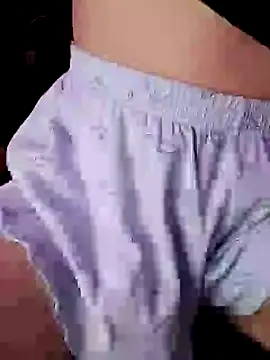 Hunhen23love online show from January 16, 2025, 6:03 am