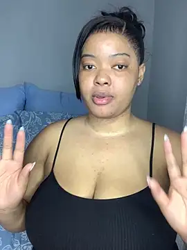 Snapshot of sexytinashe21 chatting on September 27, 2025, 6:14 pm sexytinashe21 online show from September 27, 2025, 6:14 pm
