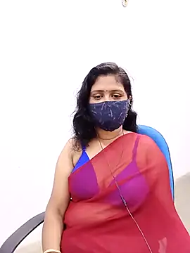 Snapshot of Lucky-Deepthi chatting on February 28, 2025, 1:58 am Lucky-Deepthi online show from February 28, 2025, 1:58 am