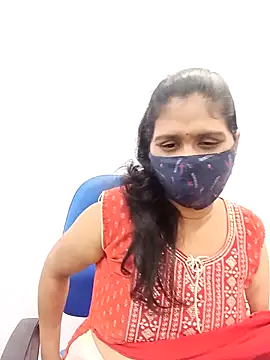 Snapshot of Lucky-Deepthi chatting on February 16, 2025, 6:10 pm Lucky-Deepthi online show from February 16, 2025, 6:10 pm