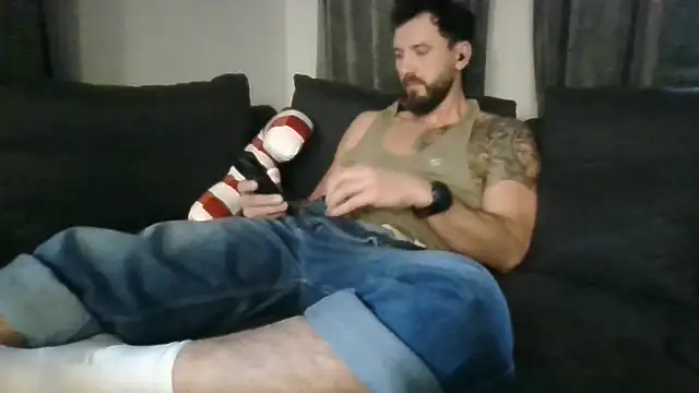 realdilf online show from December 1, 2025, 1:12 pm