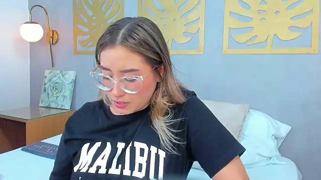 antonella cutie  online show from March 12, 2025, 10:28 pm