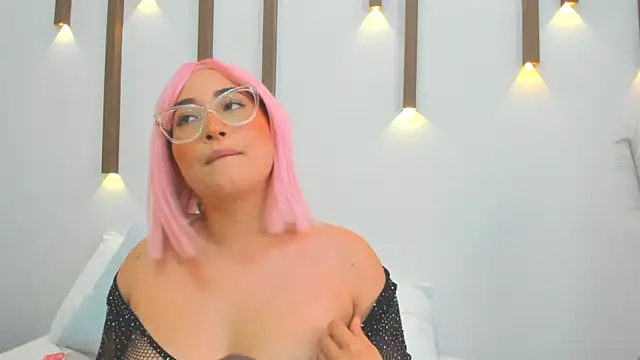 antonella cutie  online show from February 24, 2025, 3:31 pm