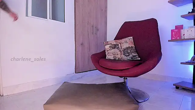 Snapshot of Charlene_Soles chatting on June 19, 2026, 10:04 pm Charlene Soles online show from June 19, 2026, 10:04 pm