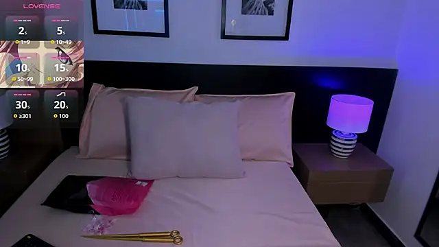 vi anaya online show from October 7, 2025, 11:33 am