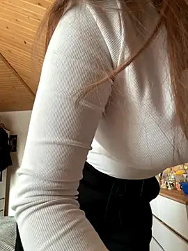 mewKate online show from November 2, 2025, 11:59 am