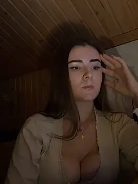 mewKate online show from November 10, 2025, 3:17 pm