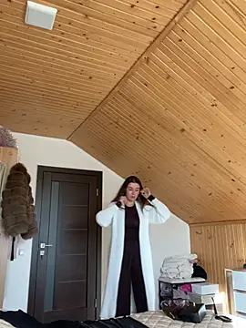 mewKate online show from March 15, 2026, 2:24 pm