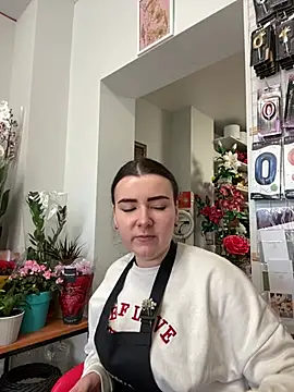 mewKate online show from March 17, 2026, 3:04 pm