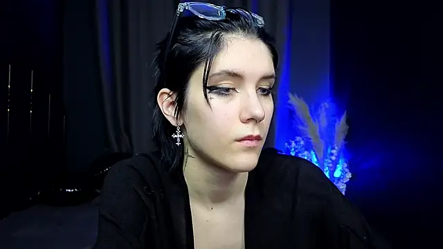 Snapshot of Hyeon_Jin chatting on March 4, 2025, 8:27 pm Hyeon Jin online show from March 4, 2025, 8:27 pm