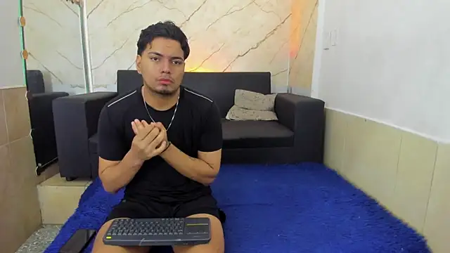 EnriquevillaF online show from September 14, 2025, 12:05 pm
