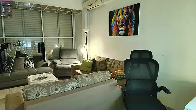 todddantes25 online show from February 8, 2026, 3:48 am