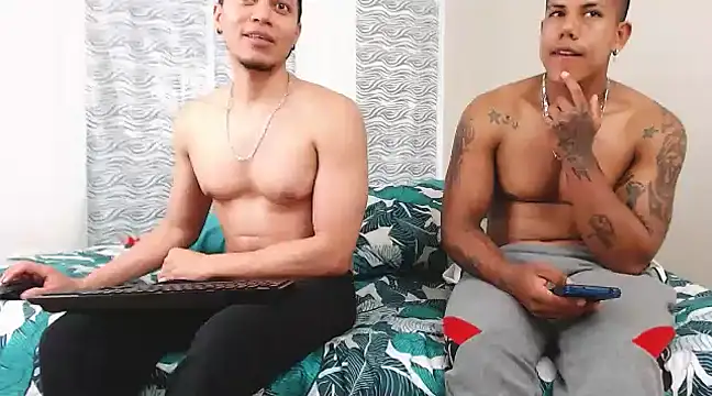 Snapshot of mike_rolly_hot chatting on January 17, 2025, 8:13 am mike rolly hot online show from January 17, 2025, 8:13 am