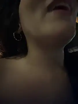 the queen of street online show from March 1, 2026, 2:33 am