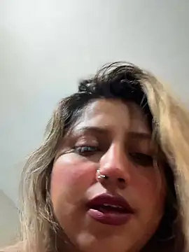 Adrianisx online show from February 19, 2026, 6:43 am