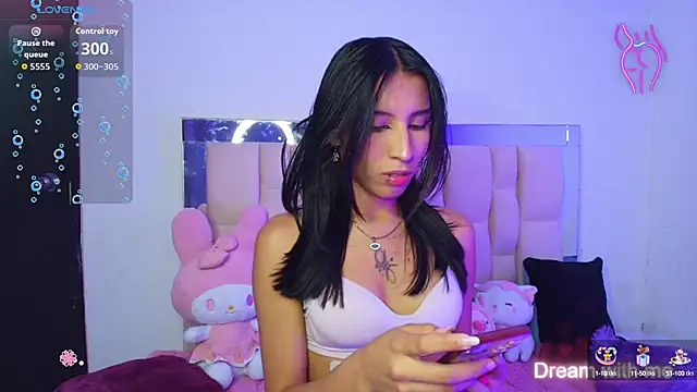 Snapshot of Silver_Rosex chatting on October 12, 2025, 5:53 am Silver Rosex online show from October 12, 2025, 5:53 am