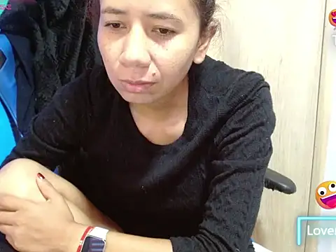 Danielagomez33 online show from February 7, 2026, 1:30 pm