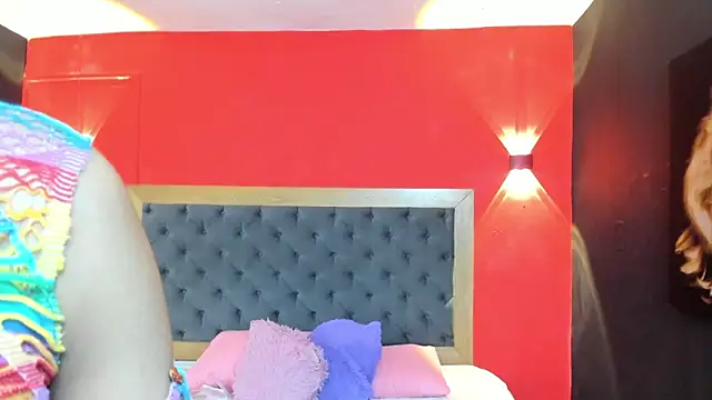 Snapshot of Charlot_Vega_ chatting on October 24, 2025, 7:46 pm Charlot Vega online show from October 24, 2025, 7:46 pm