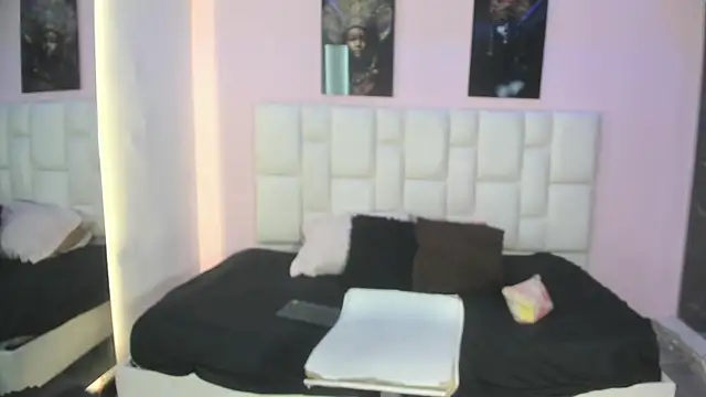 Snapshot of Charlot_Vega_ chatting on November 25, 2025, 6:30 pm Charlot Vega online show from November 25, 2025, 6:30 pm