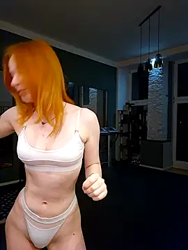 Snapshot of IceFoxy chatting on March 16, 2025, 8:10 pm IceFoxy online show from March 16, 2025, 8:10 pm