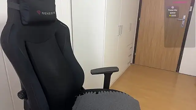 wannaseeyoursmile online show from March 13, 2026, 11:37 am