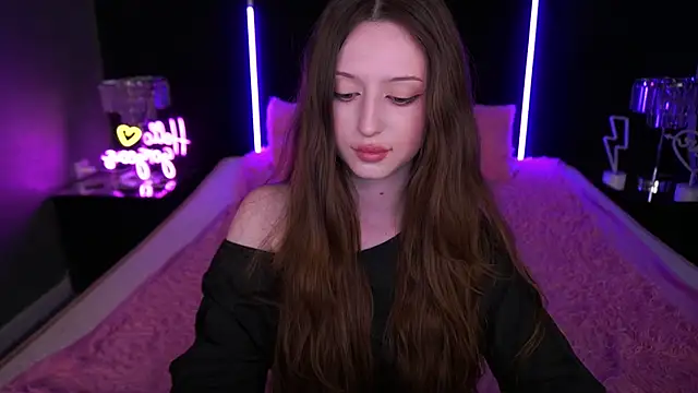 Marmeladkaaa online show from September 18, 2025, 3:04 pm