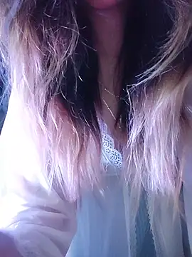 LoveFoxyQueen online show from March 25, 2026, 8:52 pm