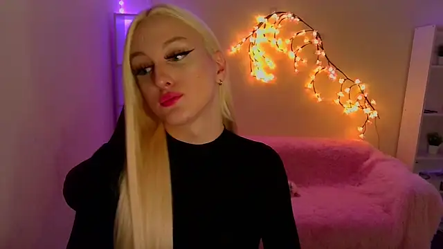 DianaRadrigo online show from October 30, 2025, 12:36 pm