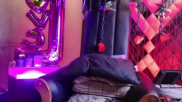 Snapshot of Domina-tef chatting on February 14, 2026, 11:38 pm Domina-tef online show from February 14, 2026, 11:38 pm