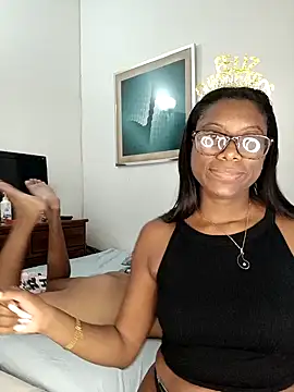 CrystalFox Ofc online show from January 28, 2025, 9:08 am