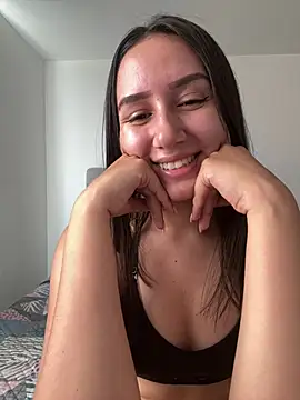 Jullya x online show from March 10, 2026, 4:11 pm