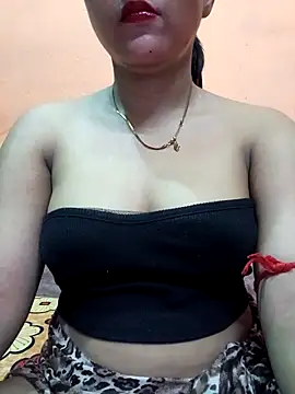 Snapshot of Eisha_20s chatting on September 13, 2025, 10:54 pm Eisha 20s online show from September 13, 2025, 10:54 pm