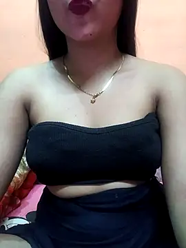 Snapshot of Eisha_20s chatting on March 13, 2025, 11:51 am Eisha 20s online show from March 13, 2025, 11:51 am