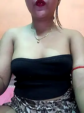 Snapshot of Eisha_20s chatting on September 22, 2025, 10:27 pm Eisha 20s online show from September 22, 2025, 10:27 pm